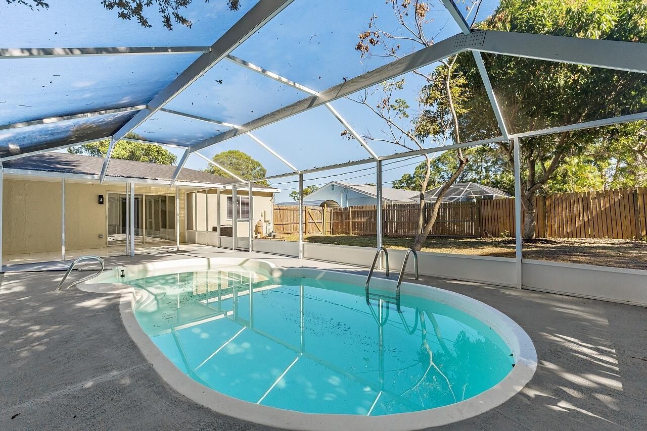 111 Alameda Avenue, Sebastian, FL 32958 Photo