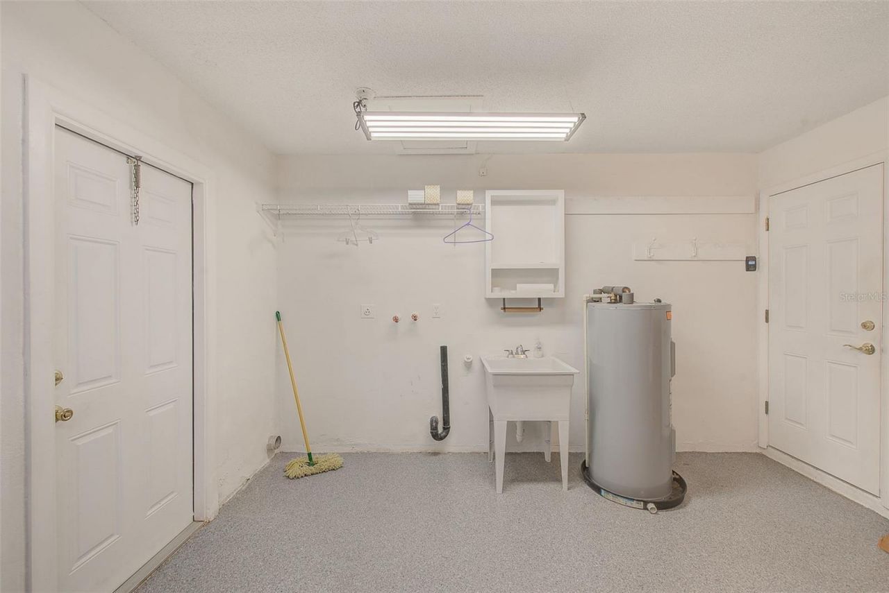 4577 Great Lakes Drive S, Clearwater, FL 33762 Photo