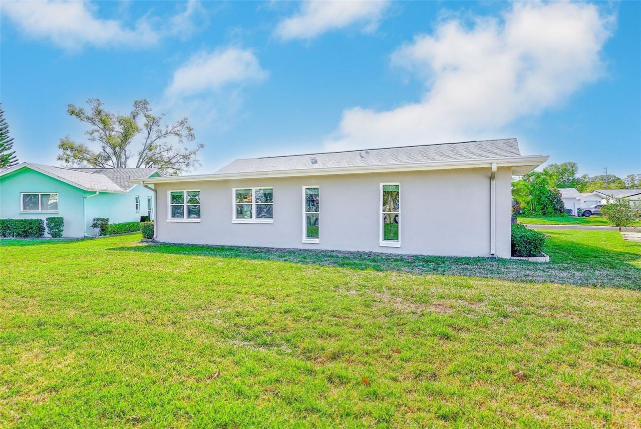 4577 Great Lakes Drive S, Clearwater, FL 33762 Photo