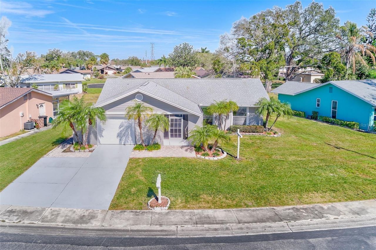 4577 Great Lakes Drive S, Clearwater, FL 33762 Photo