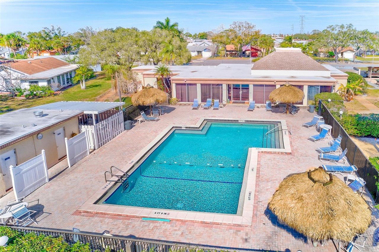 4577 Great Lakes Drive S, Clearwater, FL 33762 Photo