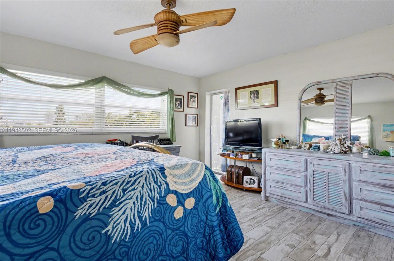 700 NE 14th Ave, Unit 501, Hallandale Beach, FL 33009 Photo