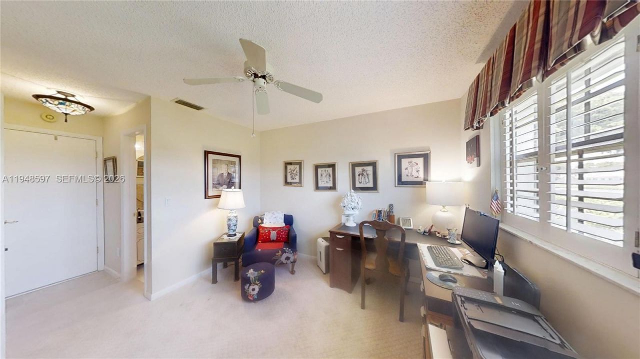 1527 Edgewater Circle, Fort Myers, FL 33919 Photo
