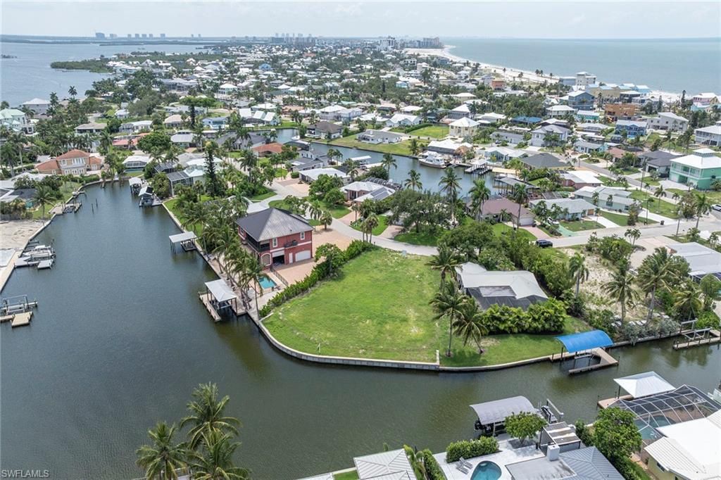 271 Randy Ln, Fort Myers Beach, FL 33931 Photo