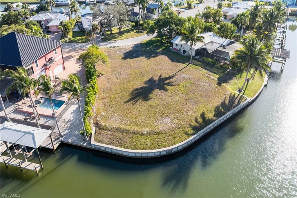 271 Randy Ln, Fort Myers Beach, FL 33931 Photo