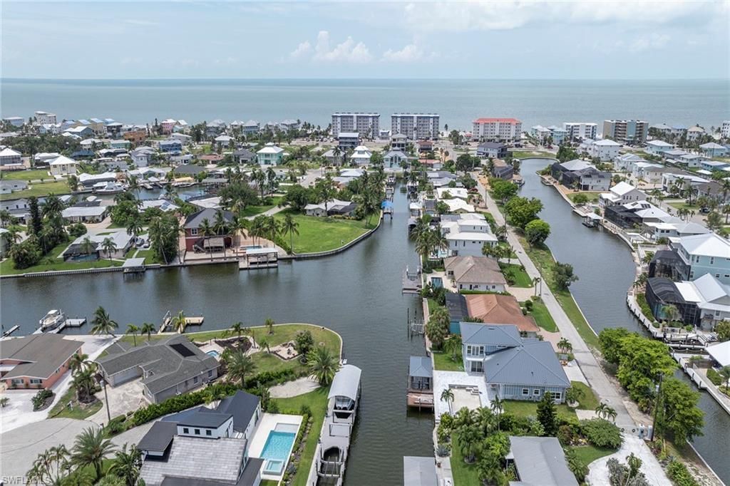 271 Randy Ln, Fort Myers Beach, FL 33931 Photo