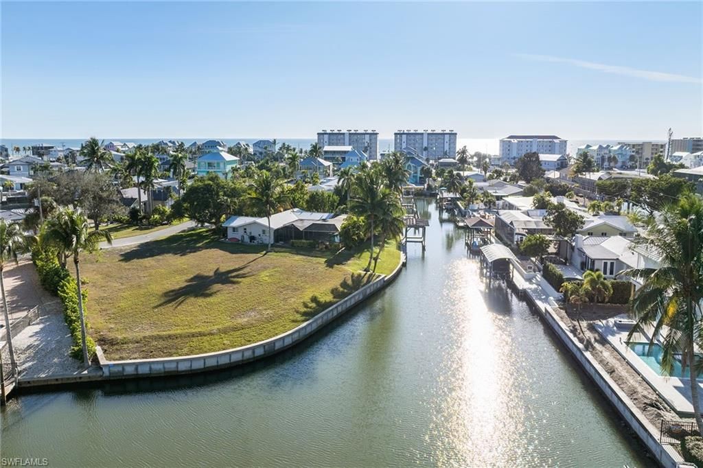 271 Randy Ln, Fort Myers Beach, FL 33931 Photo