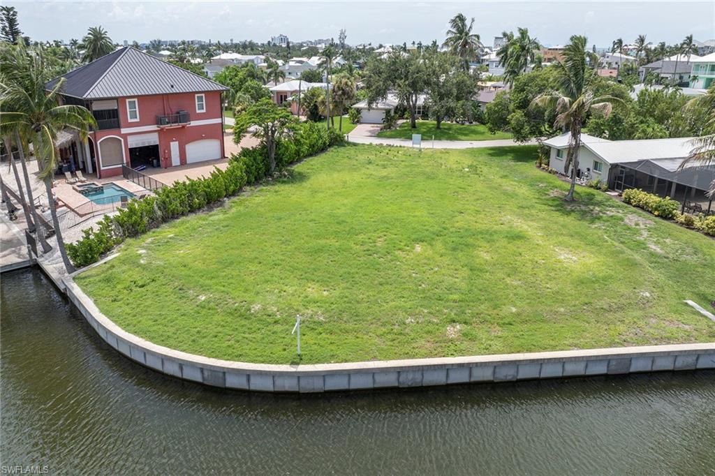 271 Randy Ln, Fort Myers Beach, FL 33931 Photo