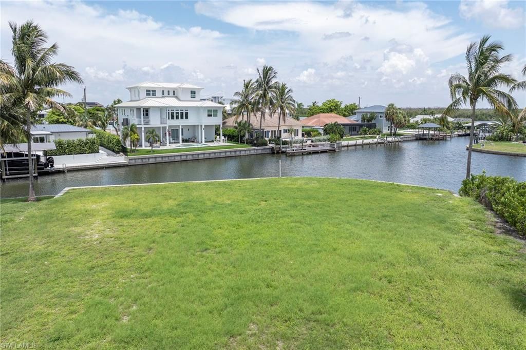 271 Randy Ln, Fort Myers Beach, FL 33931 Photo