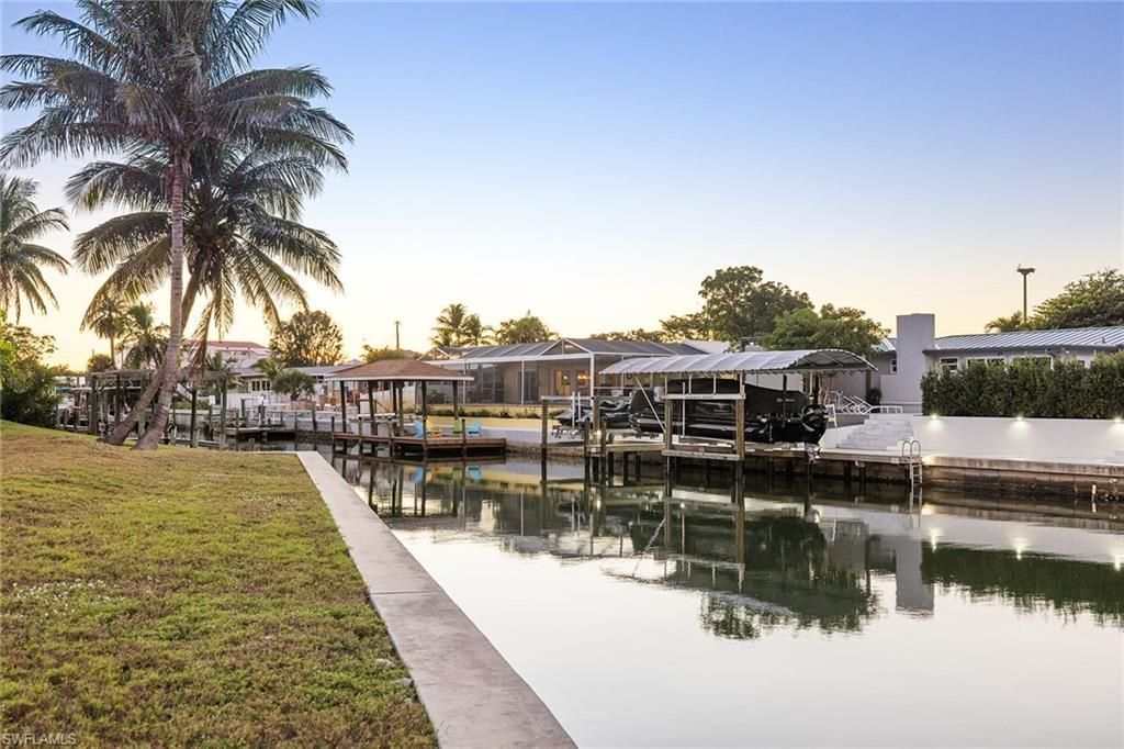 271 Randy Ln, Fort Myers Beach, FL 33931 Photo