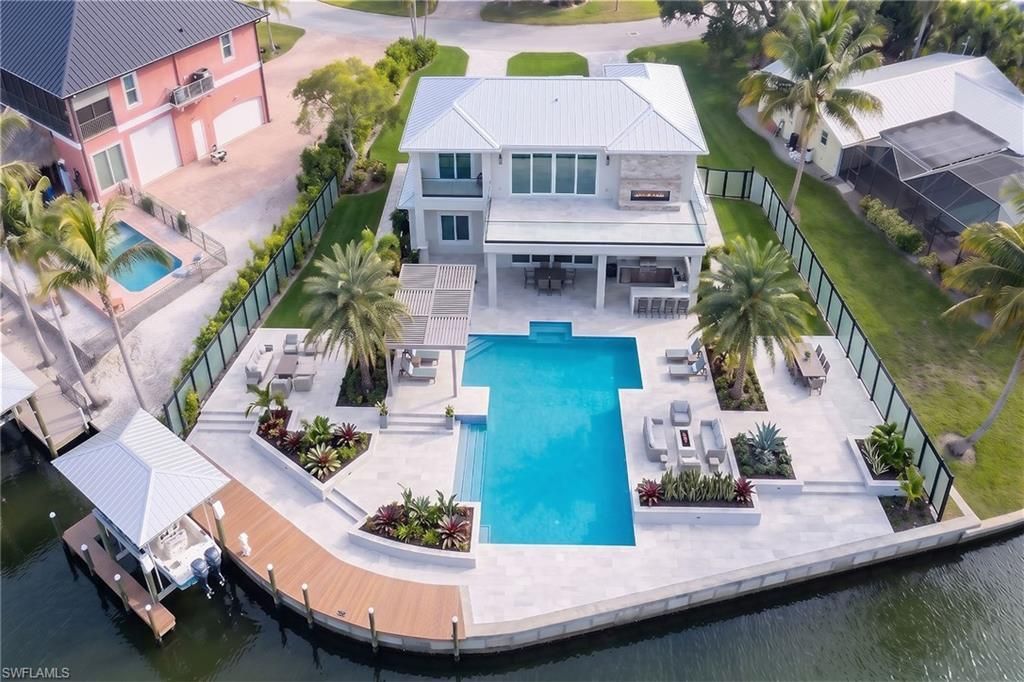 271 Randy Ln, Fort Myers Beach, FL 33931 Photo