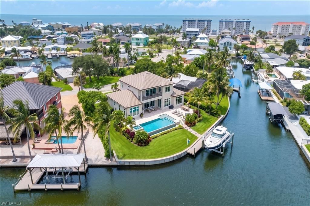 271 Randy Ln, Fort Myers Beach, FL 33931 Photo