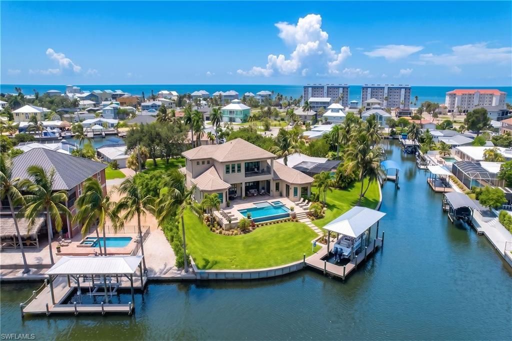 271 Randy Ln, Fort Myers Beach, FL 33931 Photo