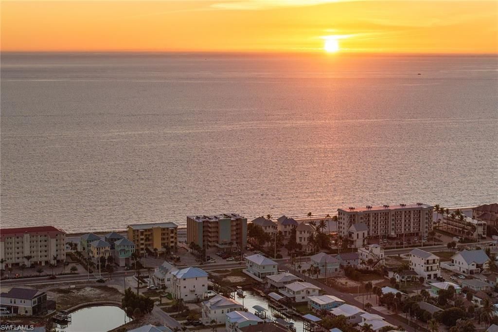 271 Randy Ln, Fort Myers Beach, FL 33931 Photo