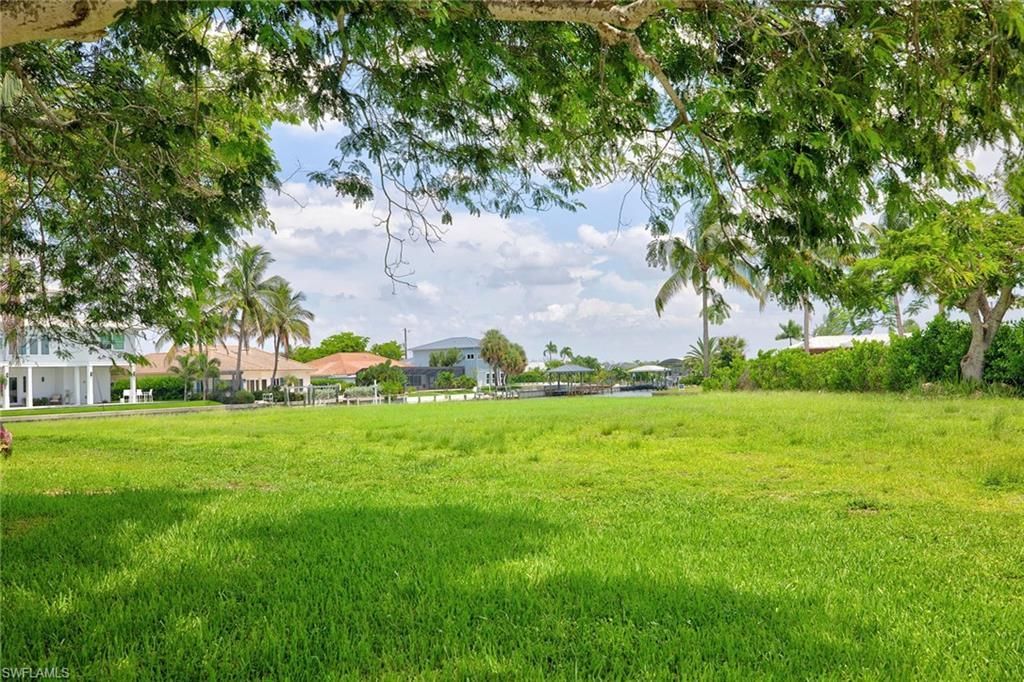 271 Randy Ln, Fort Myers Beach, FL 33931 Photo