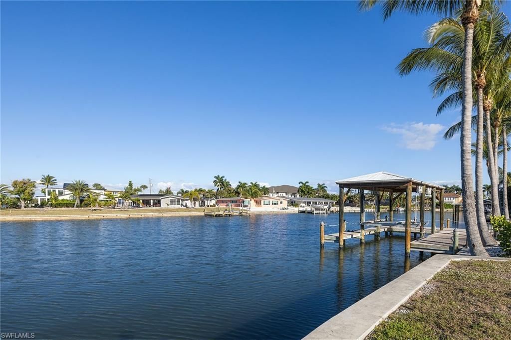 271 Randy Ln, Fort Myers Beach, FL 33931 Photo