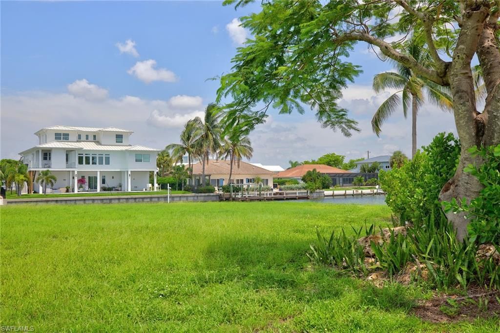 271 Randy Ln, Fort Myers Beach, FL 33931 Photo