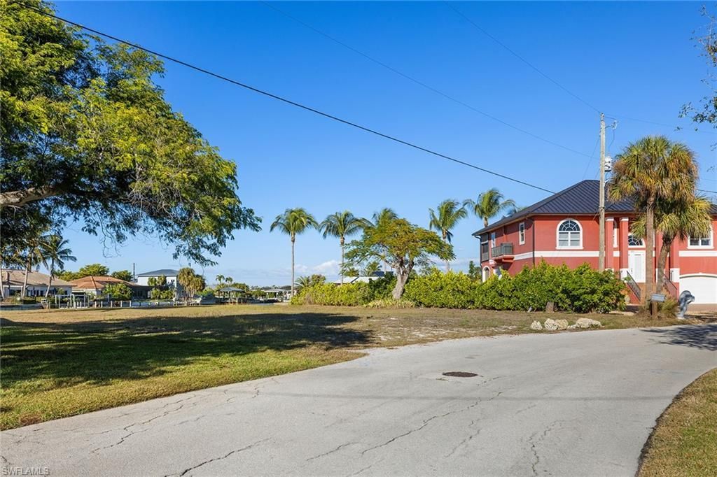 271 Randy Ln, Fort Myers Beach, FL 33931 Photo