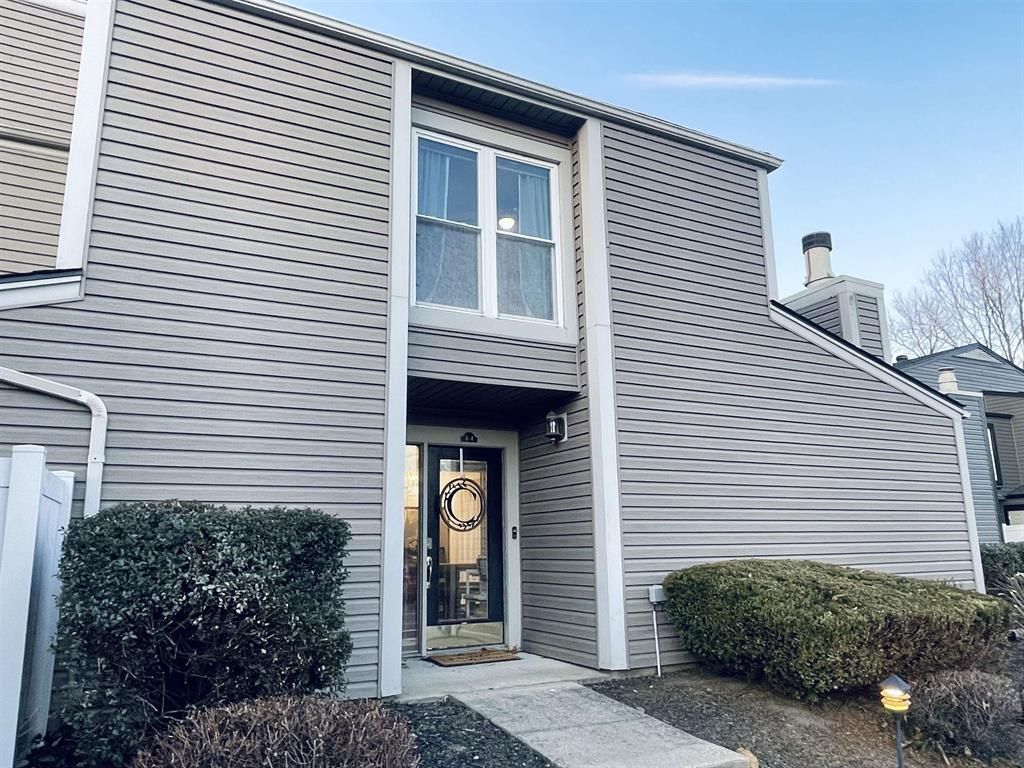 1855 Aspenwood Ct. A-4, Owensboro, KY 42301 Main Photo