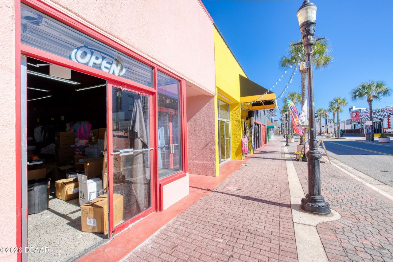 815-823 Main Street, Daytona Beach, FL 32118 Photo