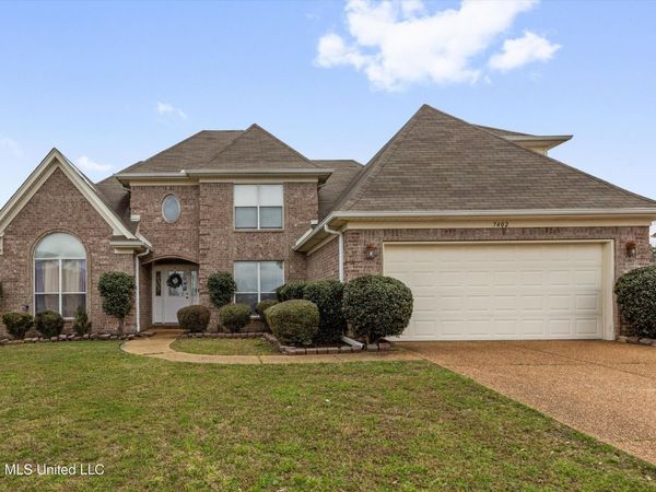 7402 Grandiflora Drive, Olive Branch, MS 38654