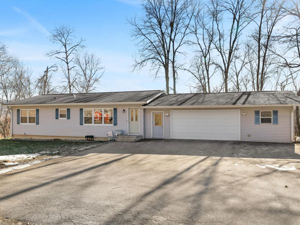 5055 County 9, Houston, MN 55943