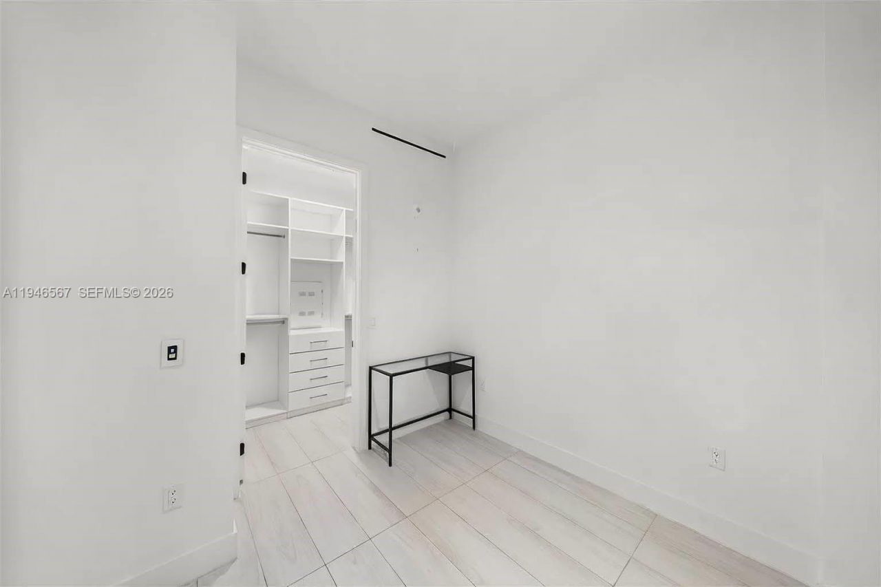 1030 15th St , Unit 213, Miami Beach, FL 33139 Photo