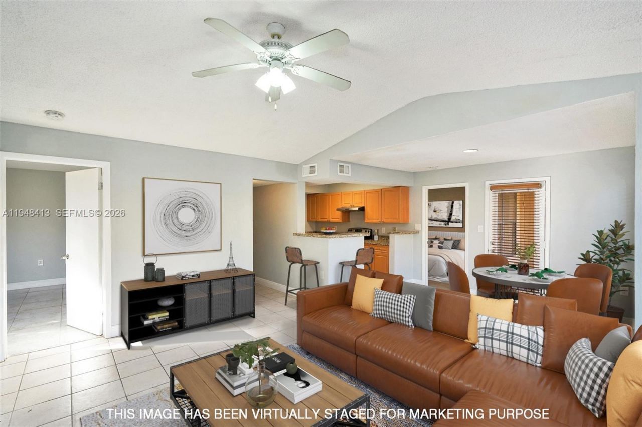 15560 SW 104th Ter , Unit 611, Miami, FL 33196 Photo