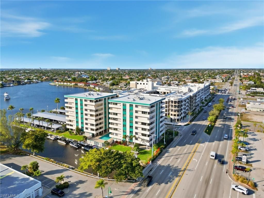 4803 Sunset Ct , Unit 404, Cape Coral, FL 33904 Photo