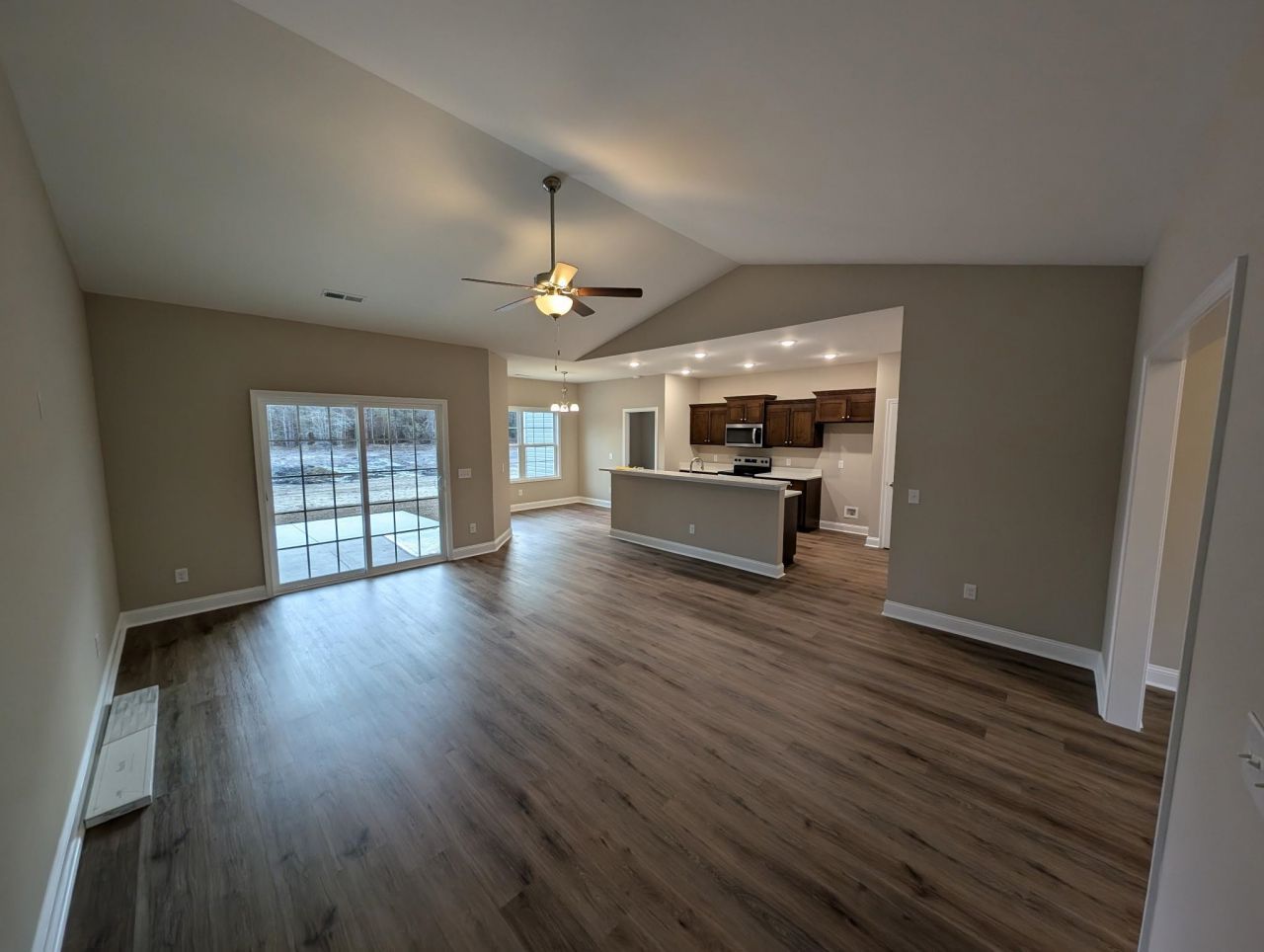 Tbb 99 Duford Rd. Photo 4