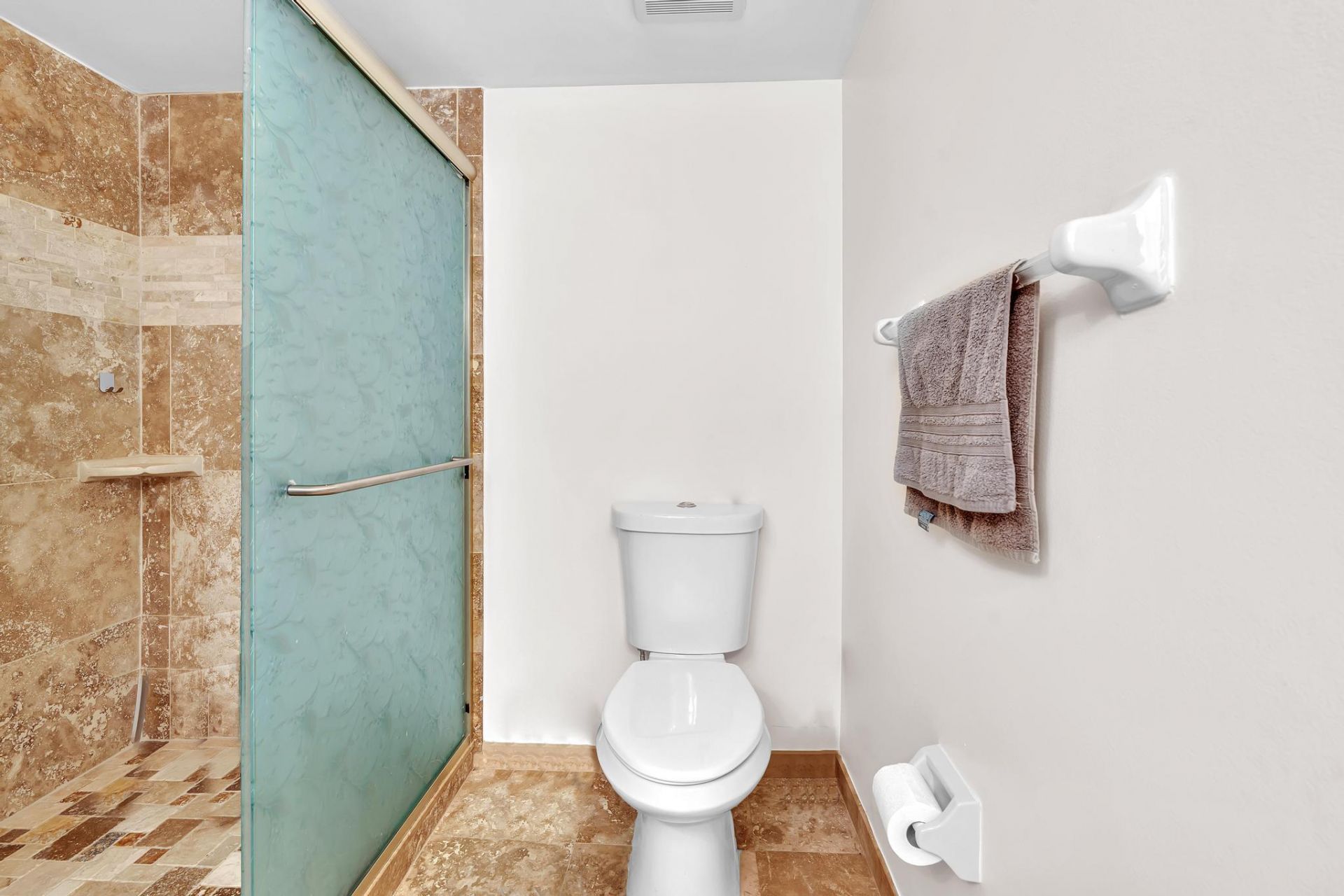 17372 Boca Club Boulevard, Unit 405, Boca Raton, FL 33487 Photo