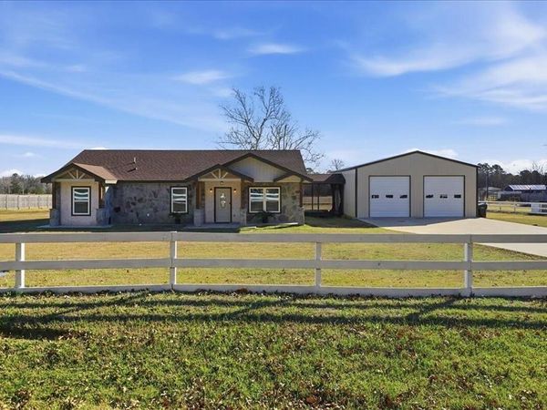 999 County Road 2950, Alba, TX 75410