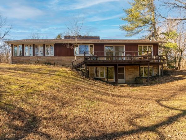 88 Dakota Road, Carbondale, IL 62902