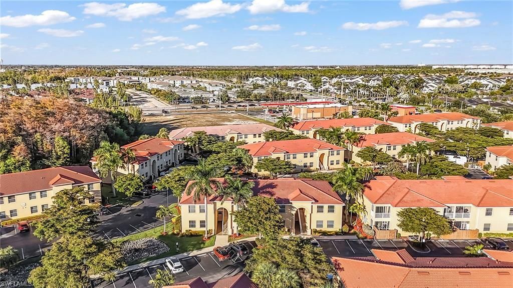 4219 Bellasol Cir, Unit 1711, Fort Myers, FL 33916 Photo