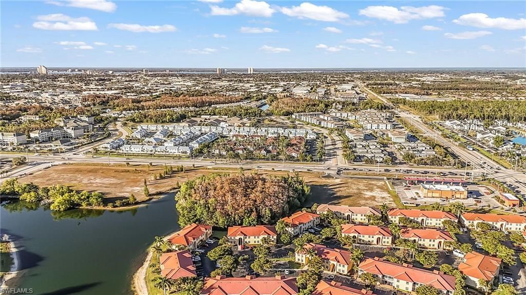 4219 Bellasol Cir, Unit 1711, Fort Myers, FL 33916 Photo