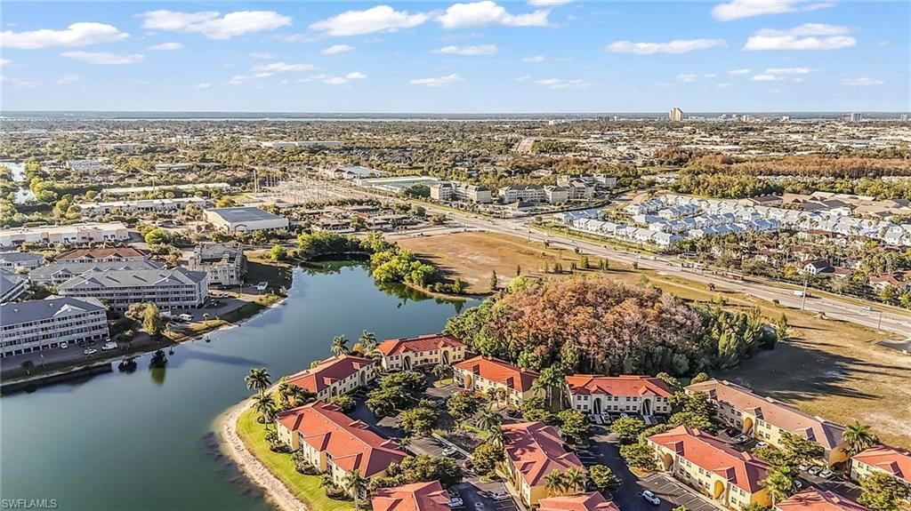 4219 Bellasol Cir, Unit 1711, Fort Myers, FL 33916 Photo