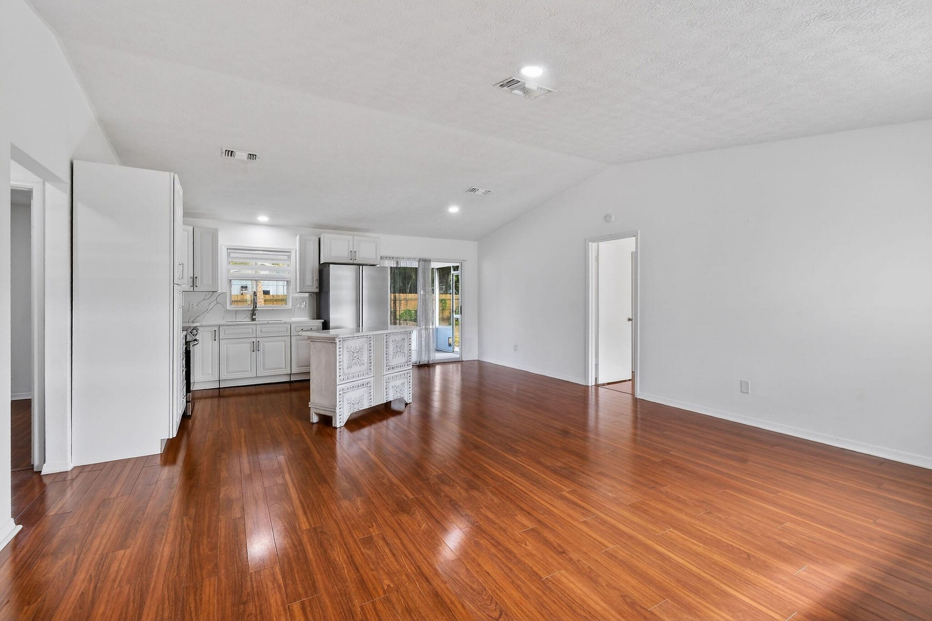 1757 SW Ocean Cove Avenue, Port Saint Lucie, FL 34953 Photo