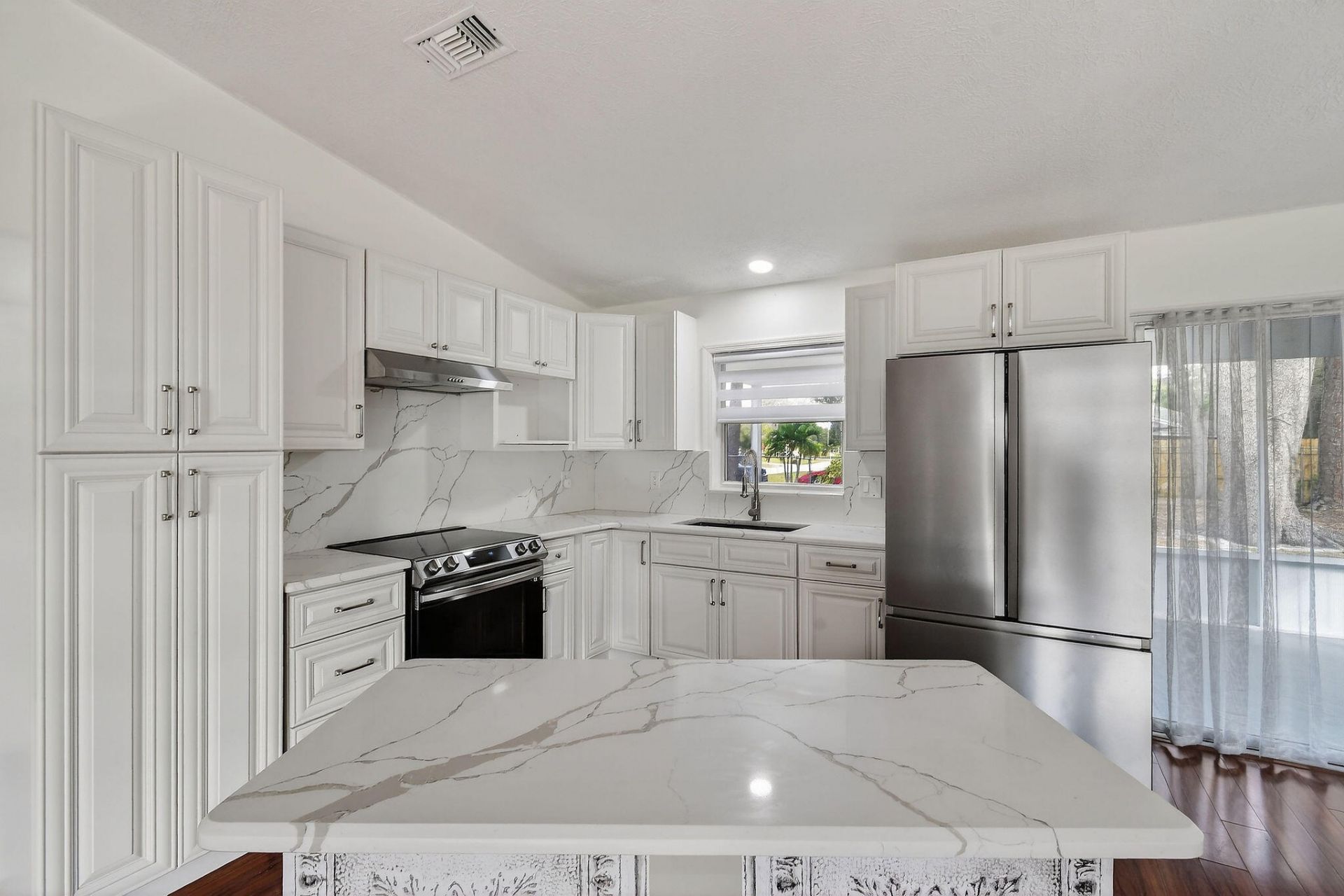 1757 SW Ocean Cove Avenue, Port Saint Lucie, FL 34953 Photo