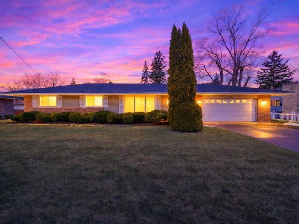 3172 Mysylvia Drive, Saginaw, MI 48601