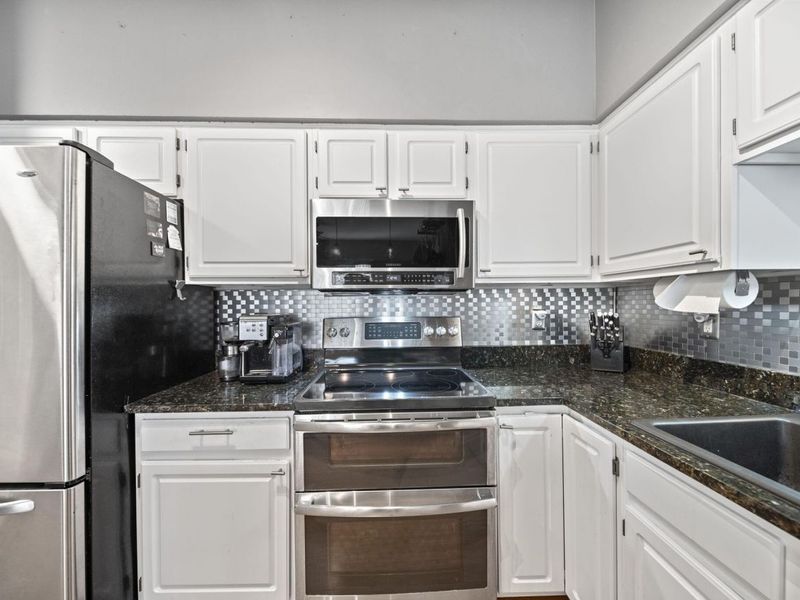 3073 Birch Hollow Way, Columbus, OH 43231 Photo 11