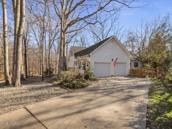 4802 Seterra Bend, Durham, NC 27712