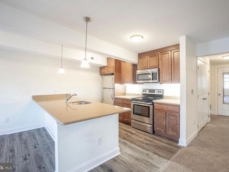 30 W State Street, Unit B, Doylestown, PA 18901 Main Photo