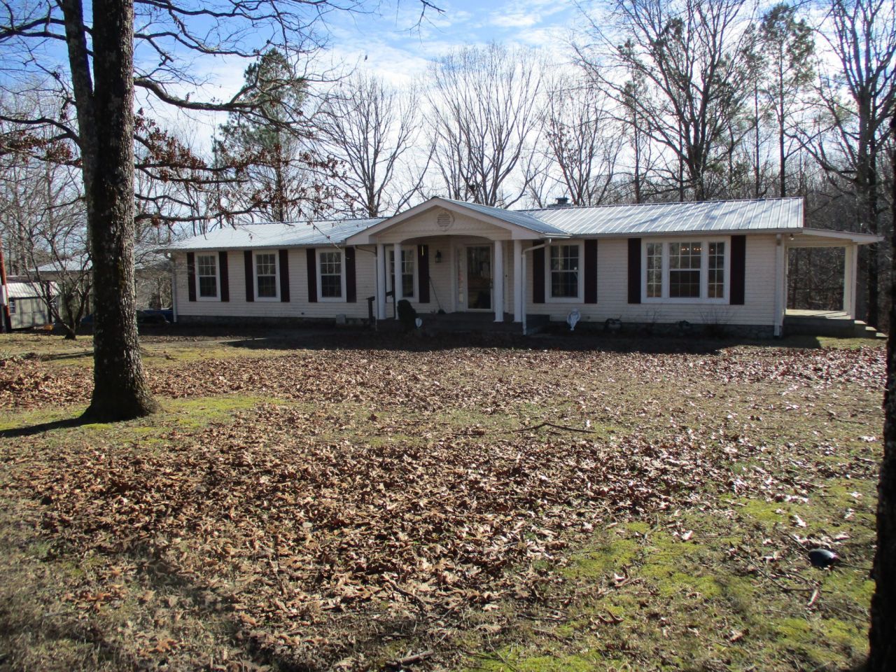 908 Bear Cub Run Centerville, TN 37033