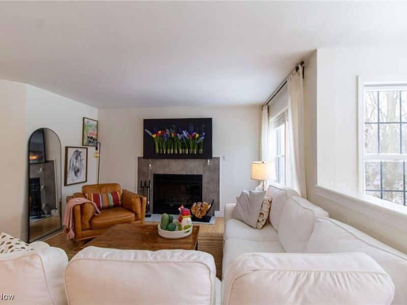 889 Holborn Road, Streetsboro, OH 44255 Photo 4