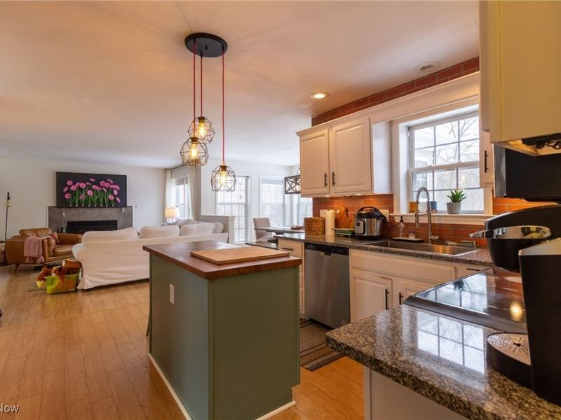 889 Holborn Road, Streetsboro, OH 44255 Photo 7