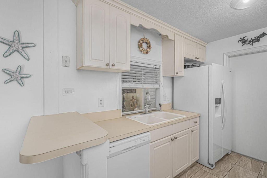 108 SW De Gouvea Terrace, Port Saint Lucie, FL 34984 Photo