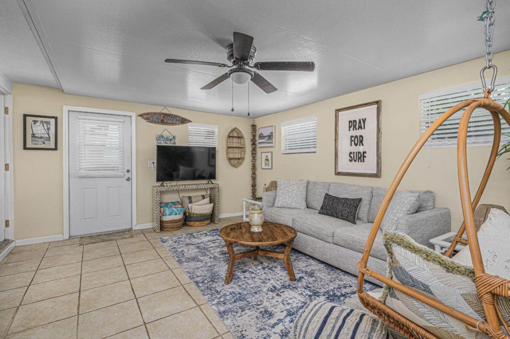 108 SW De Gouvea Terrace, Port Saint Lucie, FL 34984 Photo