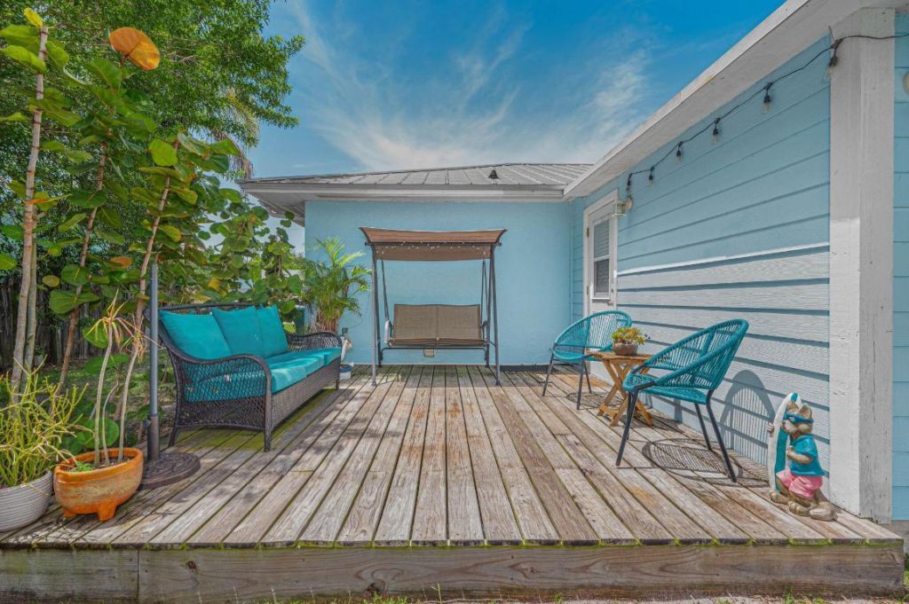 108 SW De Gouvea Terrace, Port Saint Lucie, FL 34984 Photo
