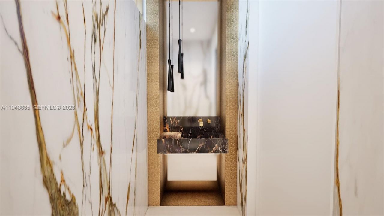 290 S Coconut Ln, Miami Beach, FL 33139 Photo