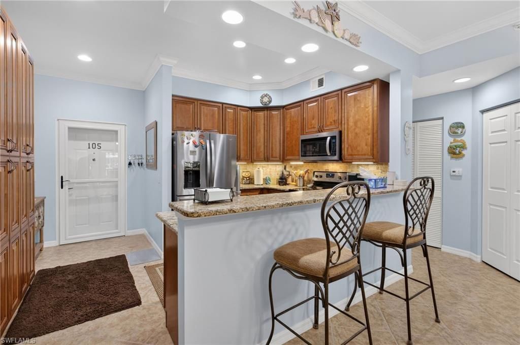 1070 Winding Pines Cir, Unit 105, Cape Coral, FL 33909 Photo